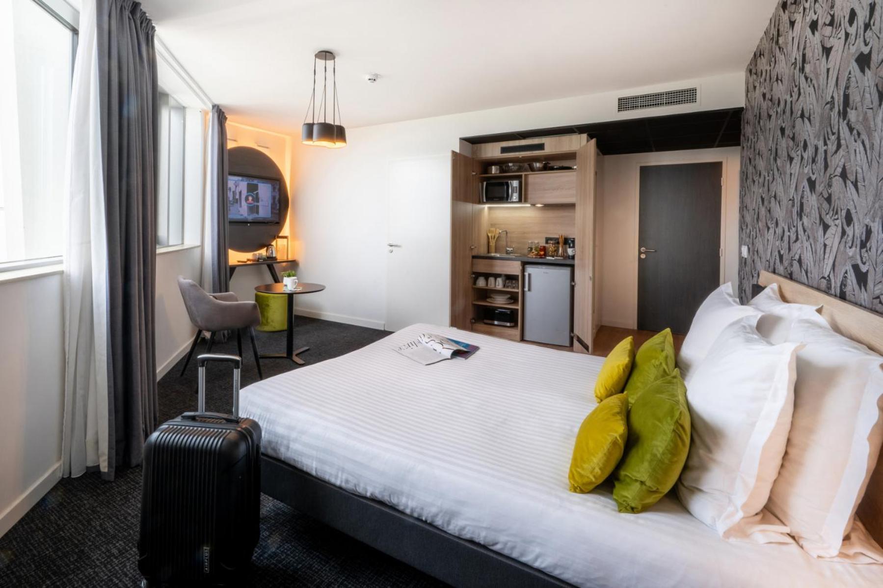 Nemea Appart Hotel Nice Arenas Aeroport Екстер'єр фото