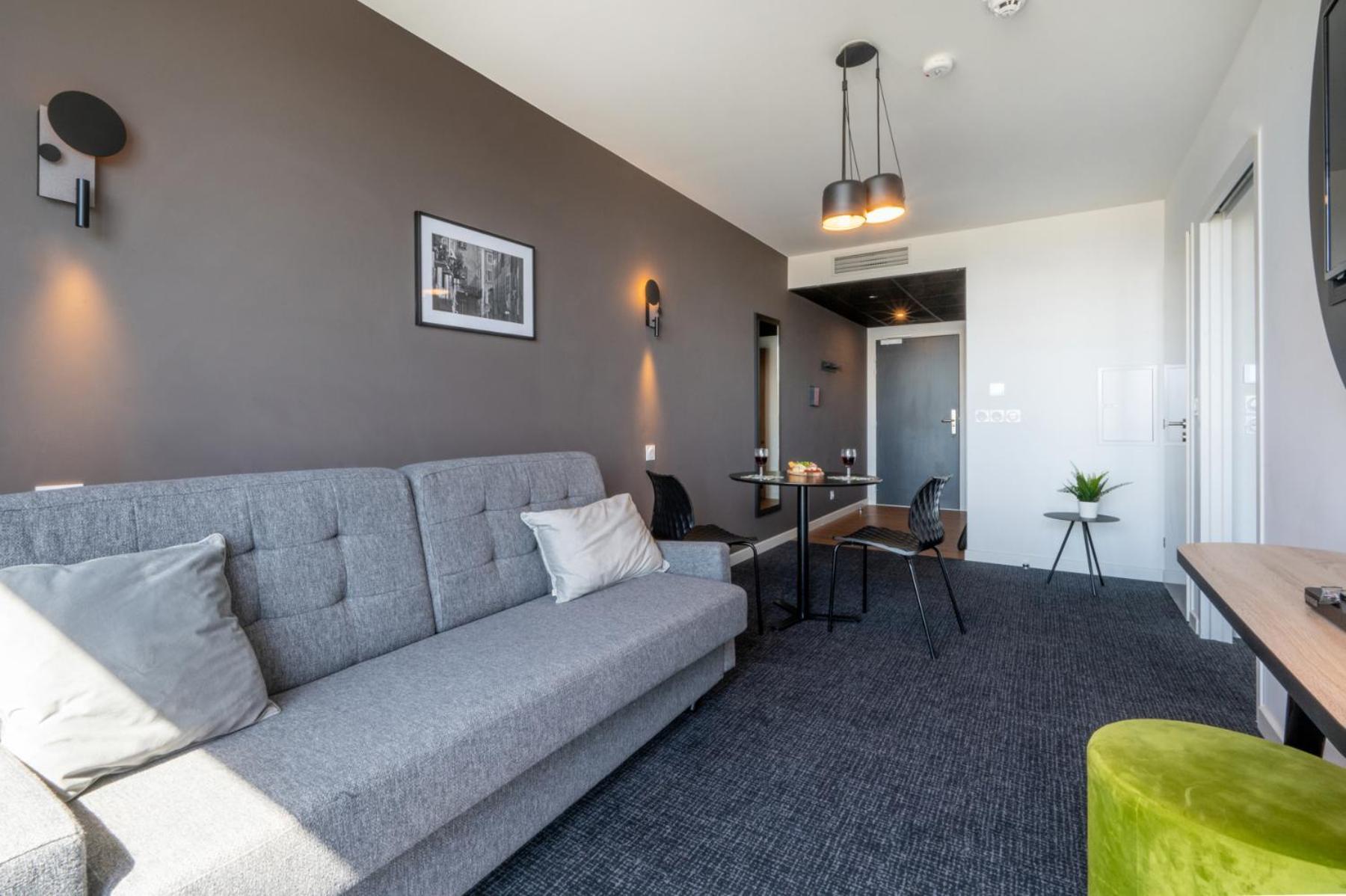 Nemea Appart Hotel Nice Arenas Aeroport Екстер'єр фото