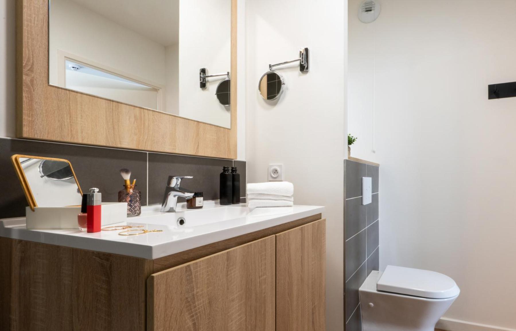 Nemea Appart Hotel Nice Arenas Aeroport Екстер'єр фото